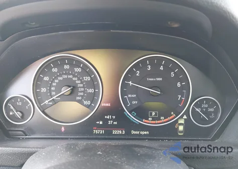 2018 BMW 320I xDrive из США, поврежденный, VIN WBA8A3C59JA492478